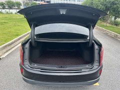 Hongqi E-QM5 2022 431km Charging Enjoyment Edition - ფოტო 13