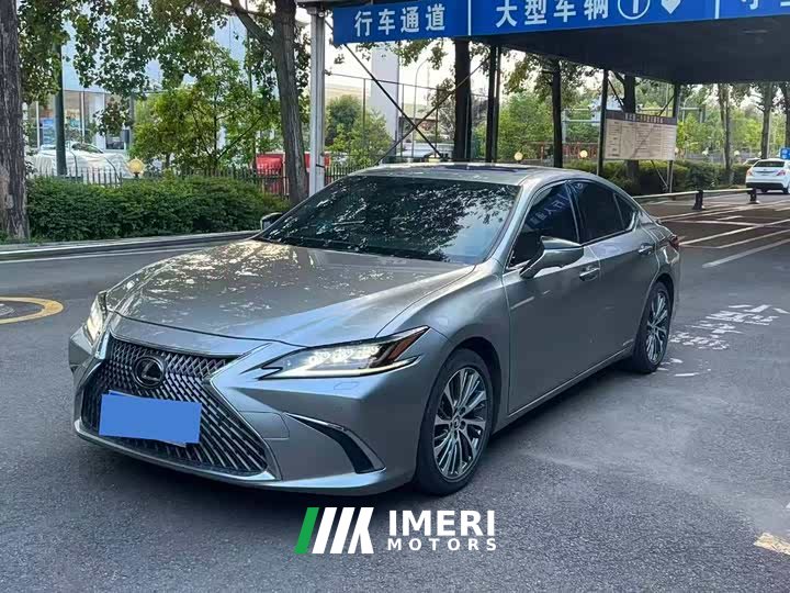 Lexus ES 2020 300h Luxury