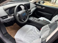 Hongqi E-QM5 2025 500km rental version - ფოტო 7