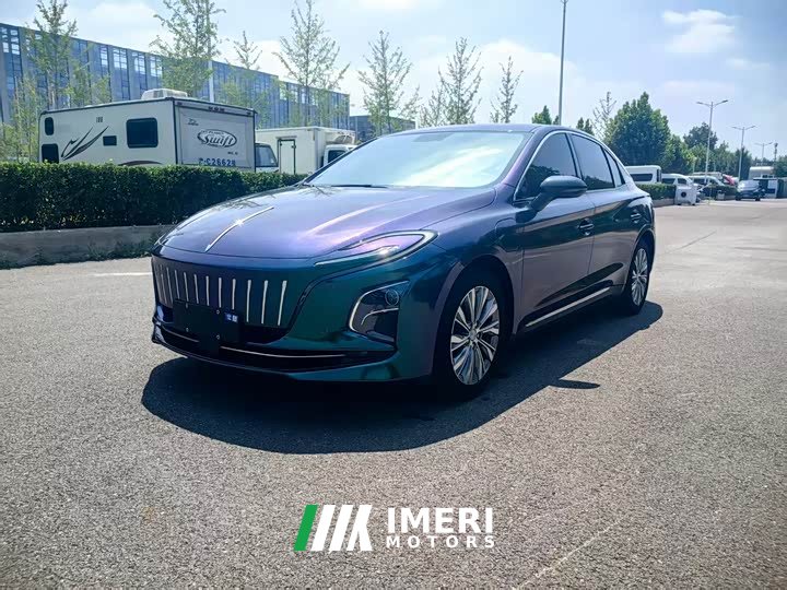 Hongqi E-QM5 2022 431km Charging Enjoyment Edition