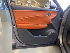 Hongqi HS6 PHEV 2026 220 four-wheel drive smart hybrid version - ფოტო 5
