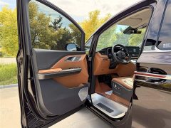Hongqi HQ9 PHEV 2024 2.0T AWD Business Edition - photo 4