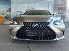 Lexus ES 2022 300h Excellence Edition - ფოტო 2
