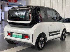 Baojun E300 2020 Plus Star Intelligent Travel Edition - ფოტო 4
