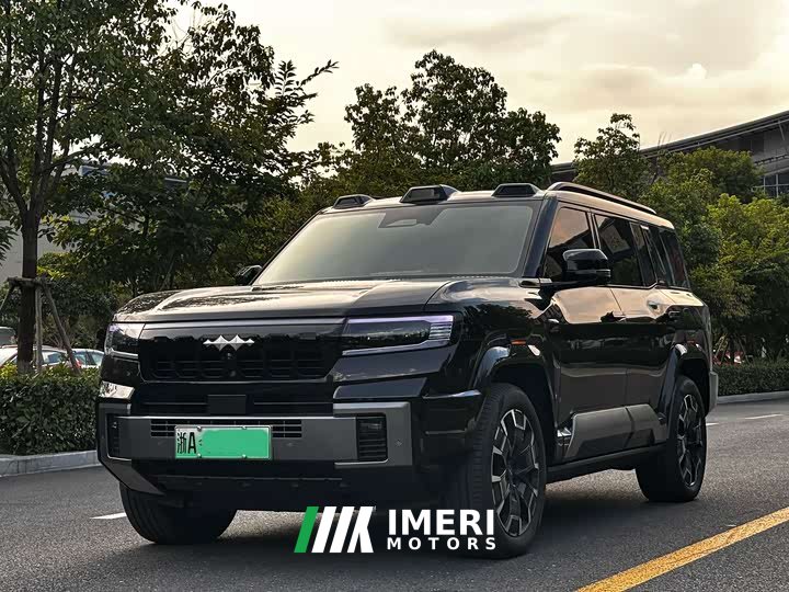 Fangchengbao Leopard 8 2025 Zhiyong flagship version 6 seats