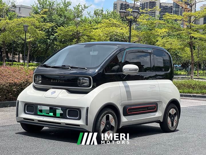 Baojun KiWi EV Artist’s Light Edition Lithium Iron Phosphate