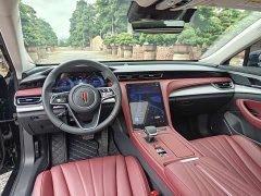 Hongqi H5 2025 2.0T automatic Qichang version - photo 11