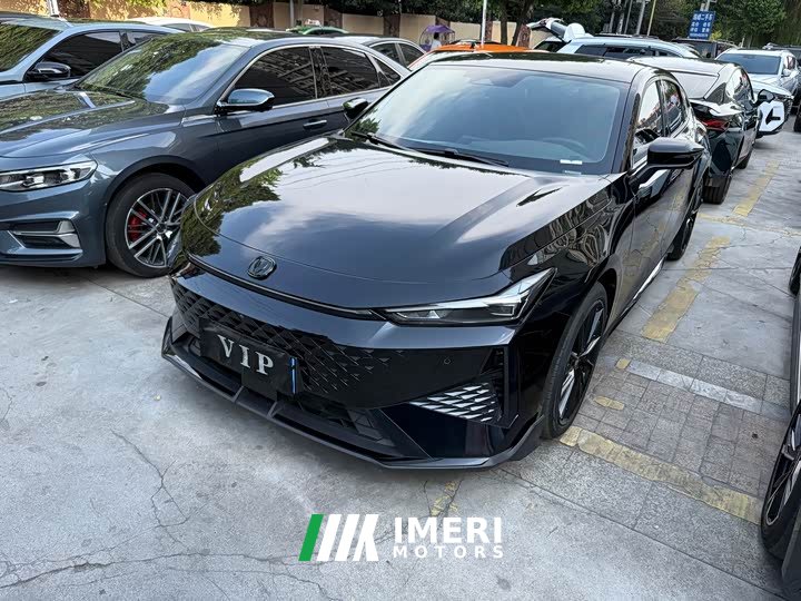 Changan UNI-V 1.5T noble sports