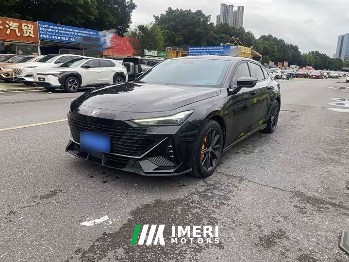 Changan UNI-V 1.5T premium