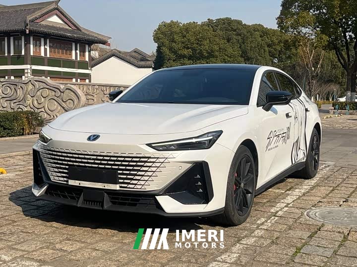 Changan UNI-V 1.5T Excellent Type