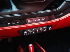 Ferrari F8 2020 Spider 3.9T V8 - ფოტო 19