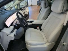 Buick GL8 New Energy Luxe Premium 7-Seater - ფოტო 11