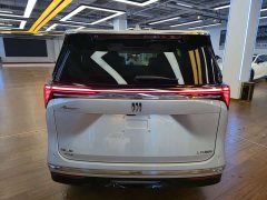 Buick GL8 New Energy Luxe Premium 7-Seater - ფოტო 6