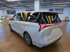 Buick GL8 New Energy Luxe Premium 7-Seater - ფოტო 7
