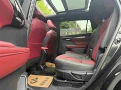Toyota Crown Venza 2.5L HEV AWD Premier - ფოტო 10