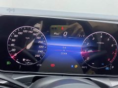 Toyota Crown Venza 2.5L HEV AWD Premier - ფოტო 15