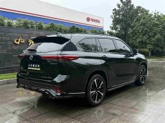 Toyota Crown Venza 2.5L HEV AWD Premier - ფოტო 5