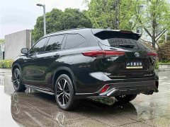 Toyota Crown Venza 2.5L HEV AWD Premier - ფოტო 6