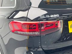 Mercedes-Benz GLB 220 Fashion Edition - ფოტო 10