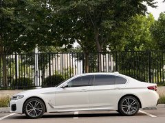 BMW 5 Series 530Li Premier M Sport Package - ფოტო 2