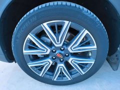 Hongqi HS5 2022 facelift 2.0T Zhilian Qixiang four-wheel drive version - ფოტო 11