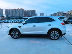 Hongqi HS5 2022 facelift 2.0T Zhilian Qixiang four-wheel drive version - ფოტო 7