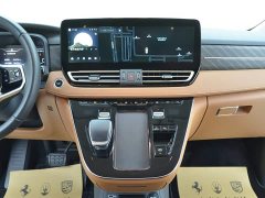 FAW Red Flag HQ9 PHEV 2.0T AWD Business Edition - ფოტო 11