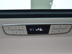 FAW Red Flag HQ9 PHEV 2.0T AWD Business Edition - ფოტო 13