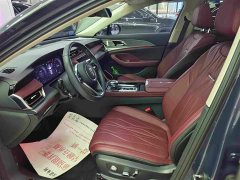 Hongqi H5 2023 2.0T automatic smart connected flag version - ფოტო 10