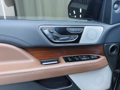 Lincoln Navigator 2022 3.5T Reserve LWB - ფოტო 11