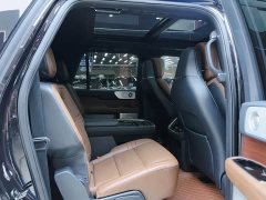 Lincoln Navigator 2022 3.5T Reserve LWB - ფოტო 6