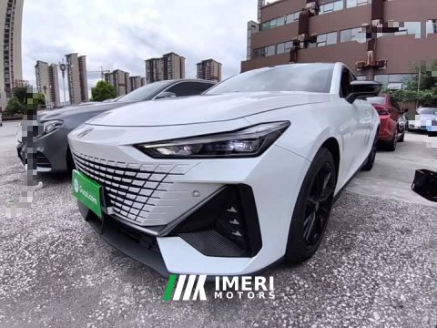 2023 Changan UNI-V 1.5T Premium - ავტომობილი ჩინეთიდან