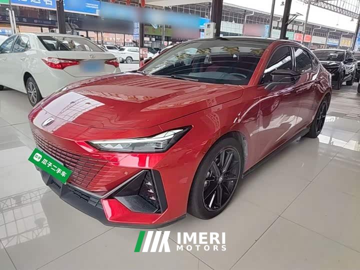 Changan UNI-V 1.5T premium