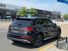 Audi Q5L 2024 40 TFSI Fashionable and Dynamic - ფოტო 7