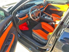 Changan UNI-V 2023 2.0T speed version - ფოტო 5
