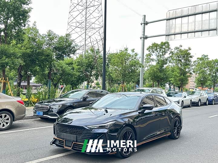 Changan UNI-V 2022 1.5T sports version - ავტომობილი ჩინეთიდან
