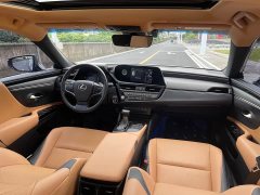 Lexus ES 2021 300h Premium Edition - ფოტო 3