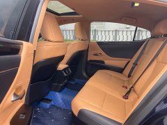 Lexus ES 2021 300h Premium Edition - ფოტო 5