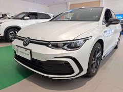 Volkswagen Golf 280TSI DSG R-Line - ფოტო 1