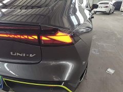Changan UNI-V 2022 1.5T sports version - ფოტო 8