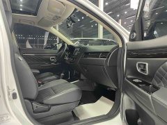 Outlander 2020 2.4L four-wheel drive exclusive version, 5 seats - ფოტო 17