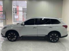 Outlander 2020 2.4L four-wheel drive exclusive version, 5 seats - ფოტო 5