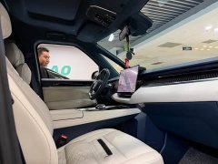 Zeekr 009 2024 6-Seater Executive AWD 108kWh - ფოტო 8