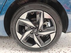Hyundai Elantra 2022 1.5L CVT Luxury - ფოტო 17