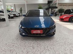 Hyundai Elantra 2022 1.5L CVT Luxury - ფოტო 2