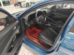 Hyundai Elantra 2022 1.5L CVT Luxury - ფოტო 5