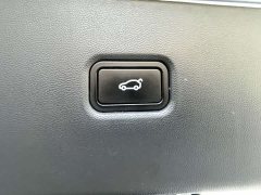 Toyota Corolla 1.8L CVT Sport - ფოტო 17