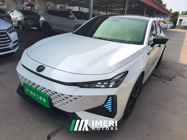 Changan UNI-V 1.5T premium