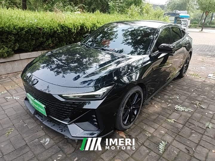 Changan UNI-V 2022 1.5T premium
