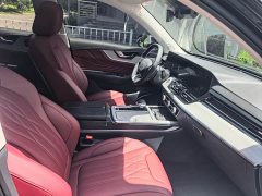Hongqi HS5 2025 2.0T two-wheel drive Qixiang Pro version - ფოტო 17